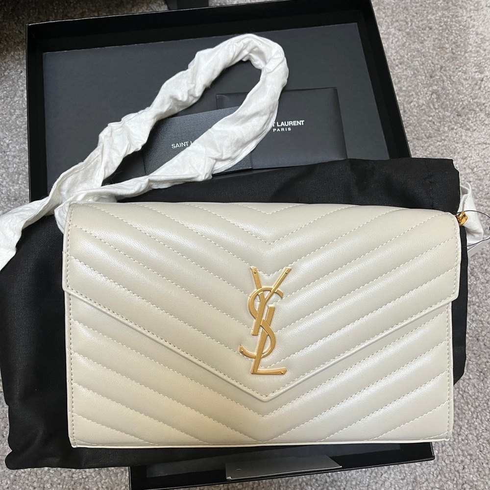 Saint Laurent Cassandre Classic Crema Soft Leather Chain Wallet New